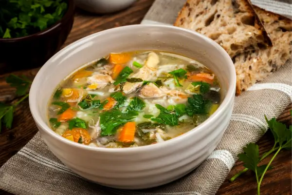 Caldo Funcional de Legumes com Gengibre